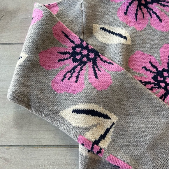 THML Pink and Gray Floral Teddi Sweater - Picture 3 of 5